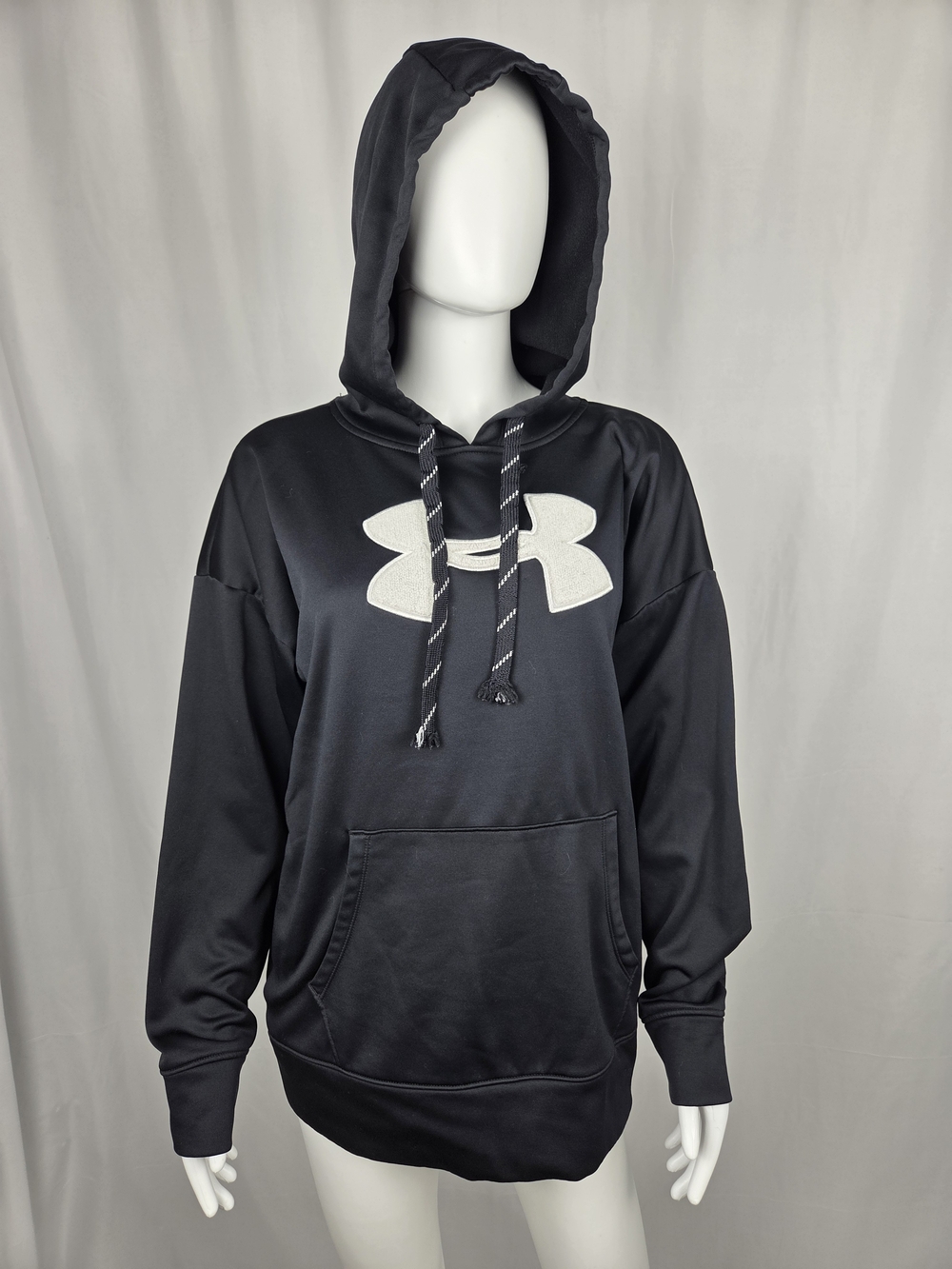 Under Armour Men's Black Pullover Hoodie